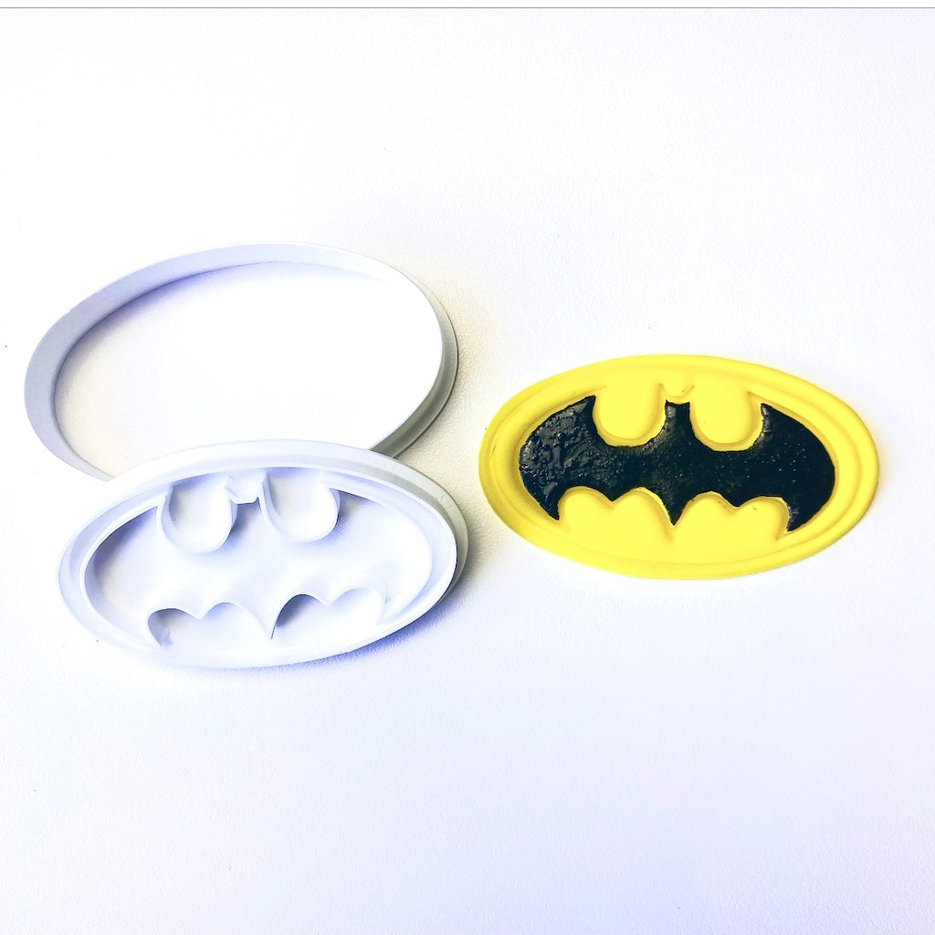 plastic cookie cutter Batman fondant embosser