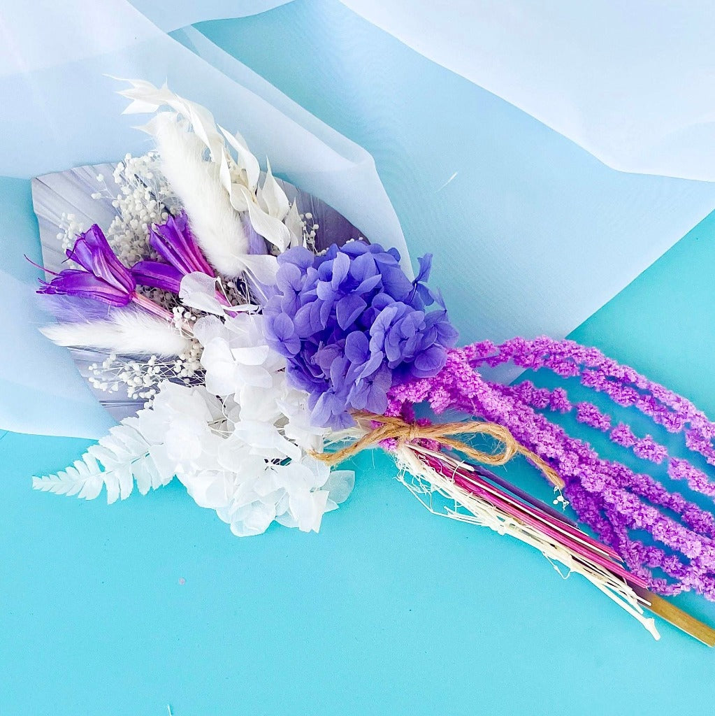 Dried Floral Arrangements for Cake Toppers - Amethyst purple white