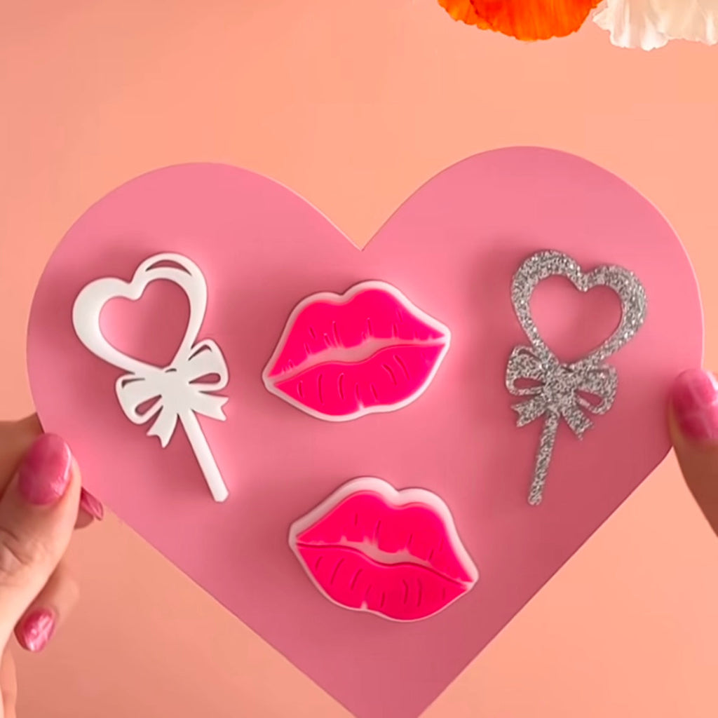 Acrylic Cupcake Topper Charms Lips and Hearts 6pc