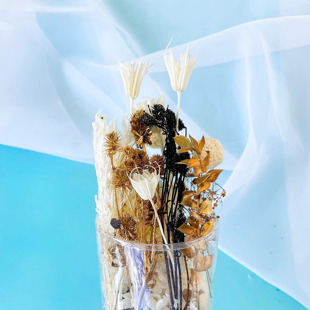 Dried Natural Flowers for Cupcake Toppers - Regal