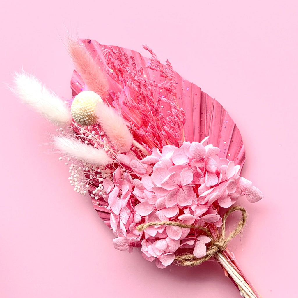 Dried Flower Arrangement for Cake Toppers - Pretty in Pink