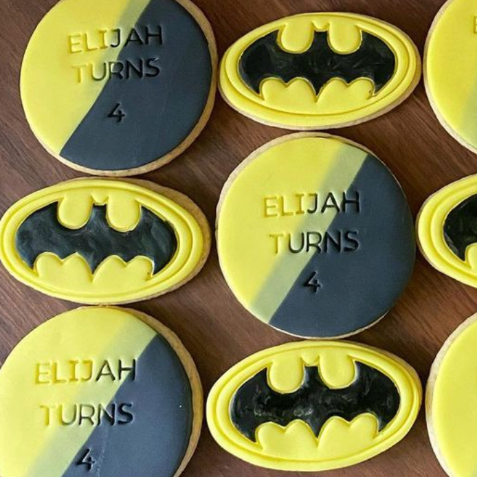 Plastic Cookie Cutter + Fondant Embosser – City Hero