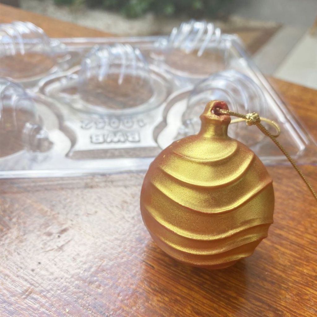 Plastic 3 Piece Chocolate Mould - christmas baubles wavy BWB sample