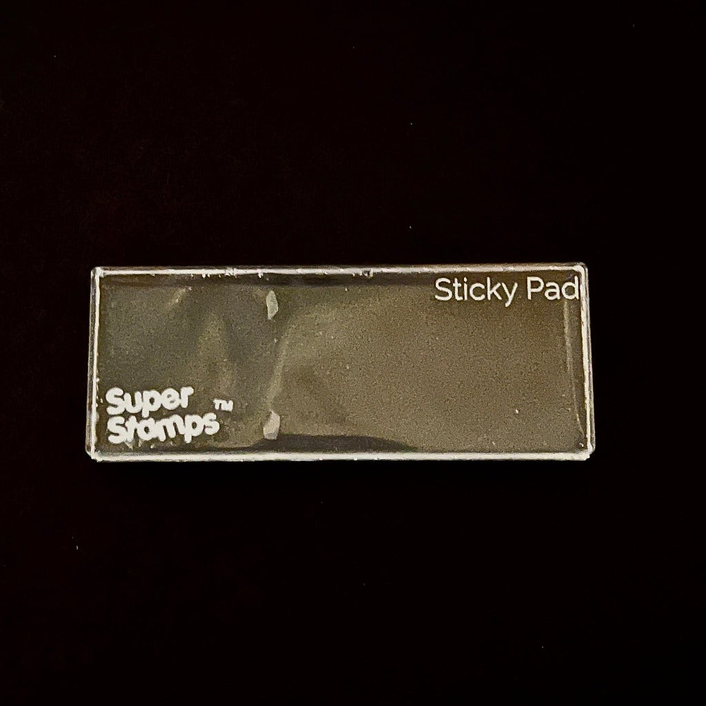 Sticky Pad by Sucreglass