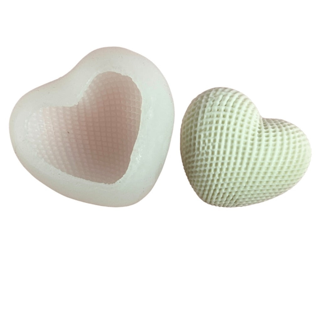 Braided Small Love Heart Silicone Mould