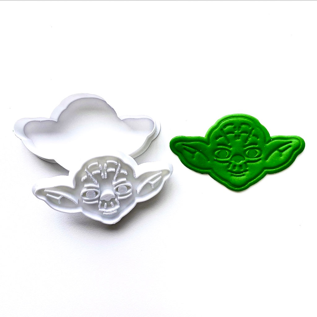 Plastic Cookie Cutter + Fondant Embosser – Alien Creature