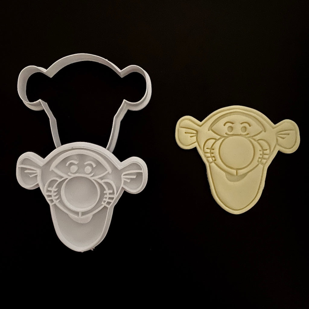Plastic Cookie Cutter + Fondant Embosser – Cute Baby Tiger