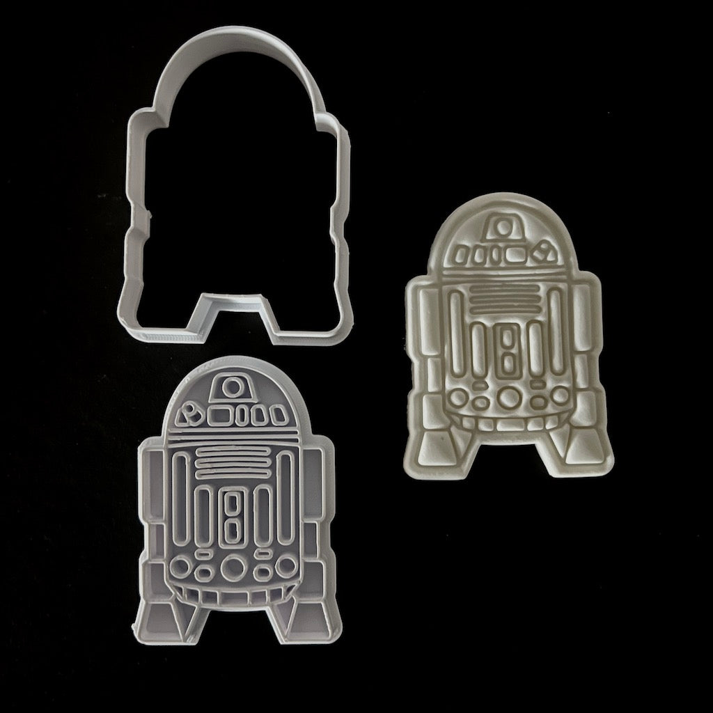 Plastic Cookie Cutter + Fondant Embosser – Space Robot