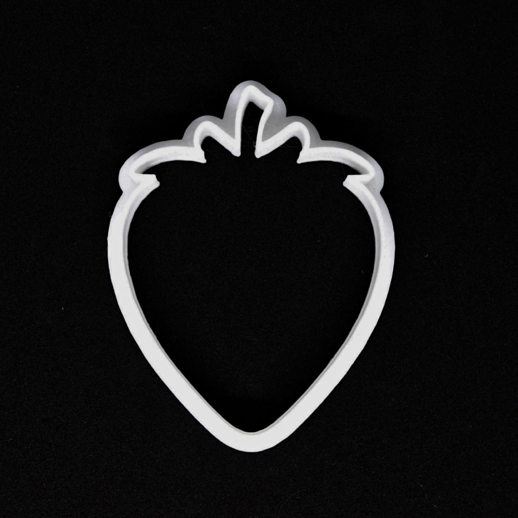 strawberry plastic cookie cutter